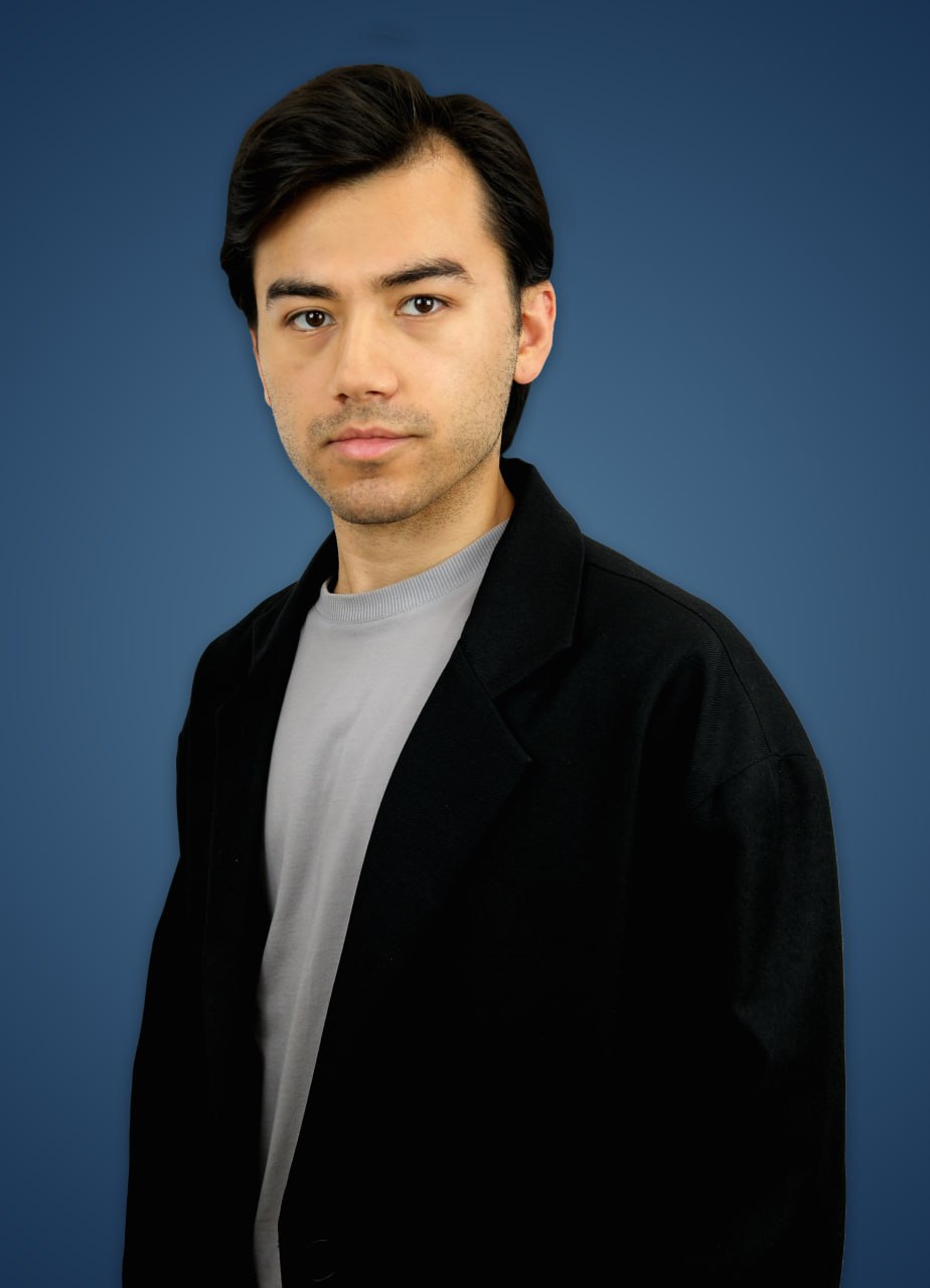 фото сотрудника